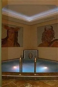 فندق Narcis 4*